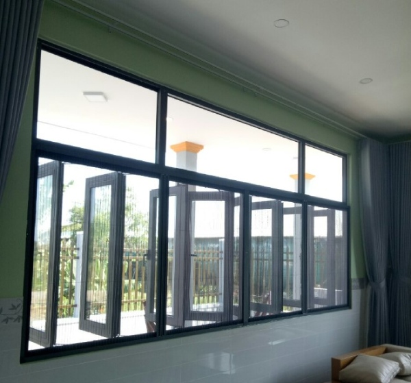 uu-nhuoc-cac-loai-cua-luoi-chong-muoi