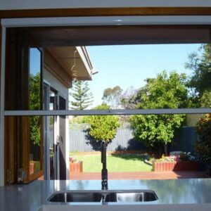 cua-luoi-chong-muoi-tu-cuon-doc